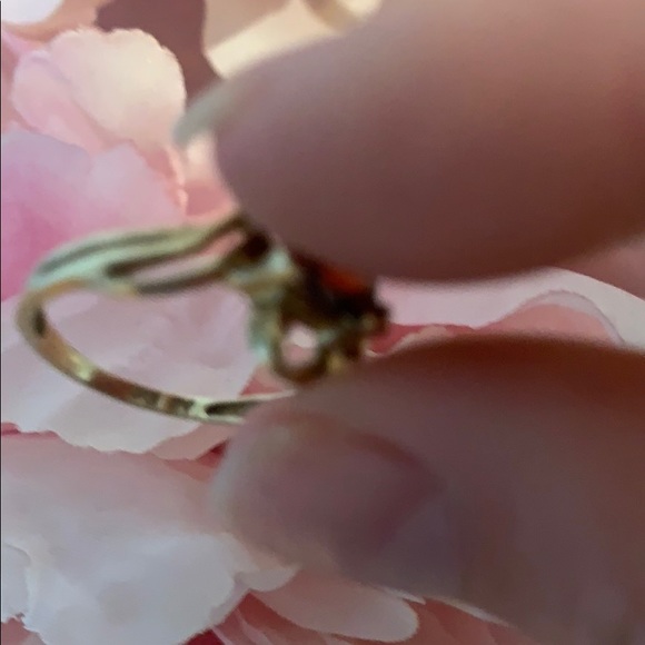 Ring - Solid 10K Gold, Genuine Garnet & Diamonds - Picture 4 of 6
